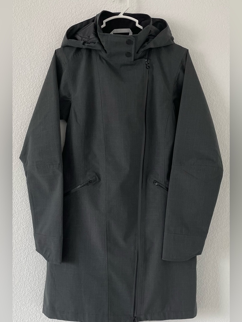 Athleta Wetlands Charcoal Hooded Waterproof Trench Jacket